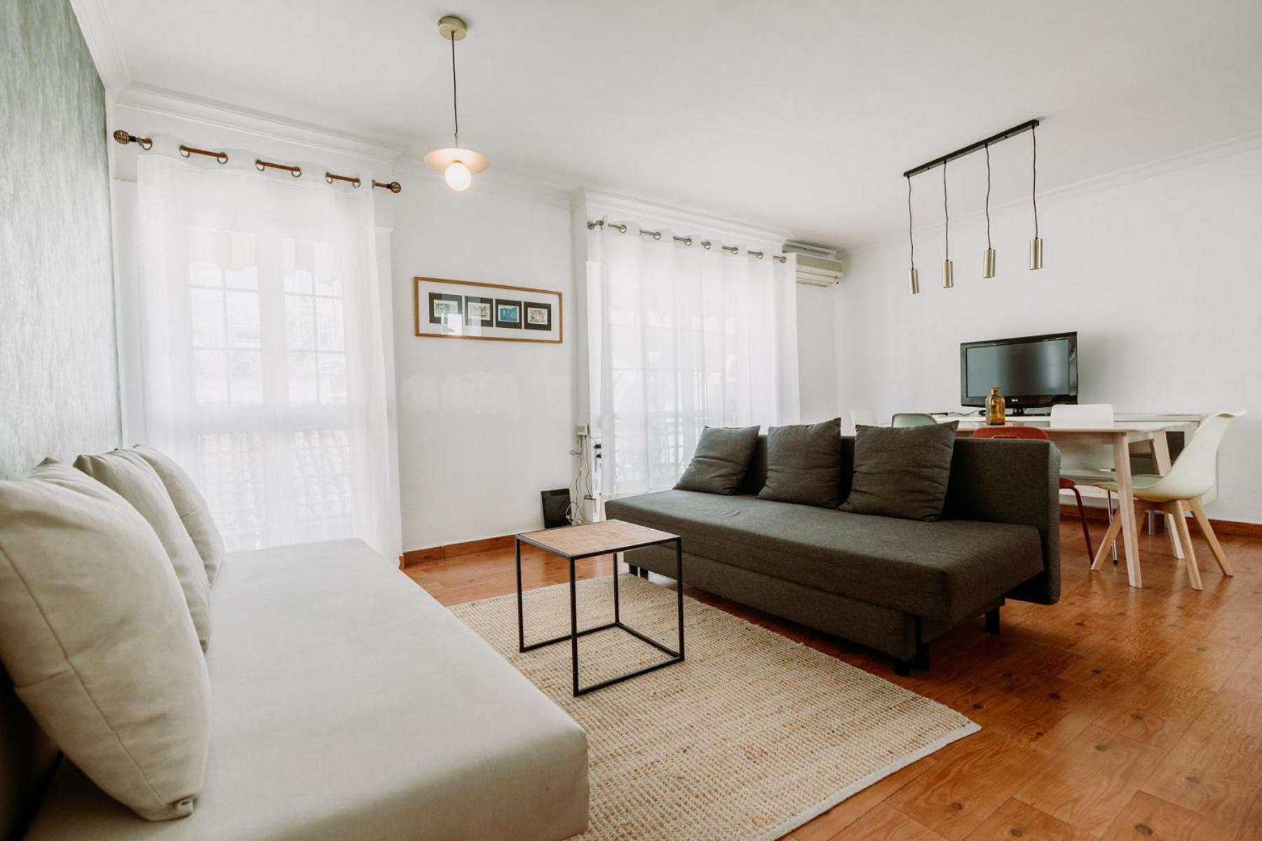 Spacious Central Apartment Севиля Екстериор снимка